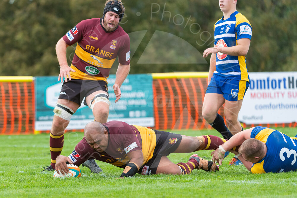 Aleki Lutui crashes over for bonus point try