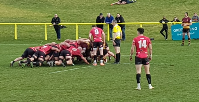 Ampthill v Cornish Pirates - Scrum
